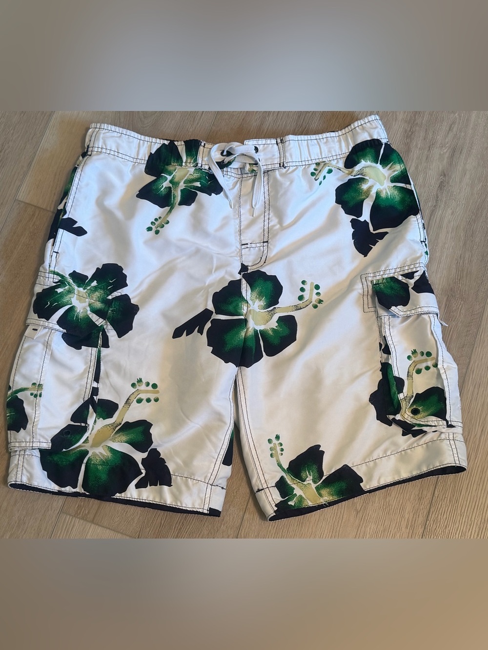 Arizona Jean Company Swim Shorts with White Green and Black Floral Print 36